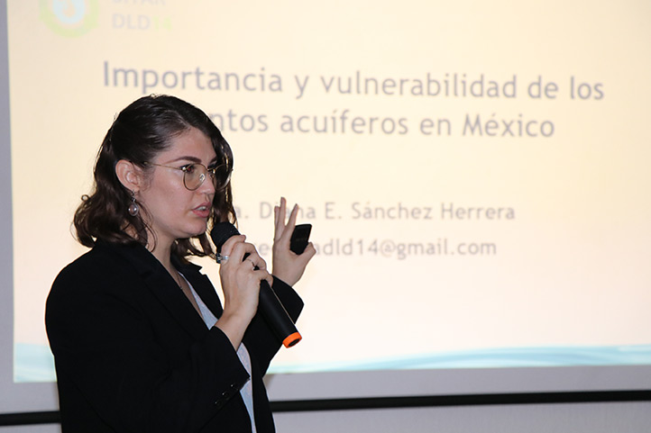 Diana Sánchez, directora de la empresa SITAR DLD 14, habló de la importancia de recargar el agua de mantos acuíferos