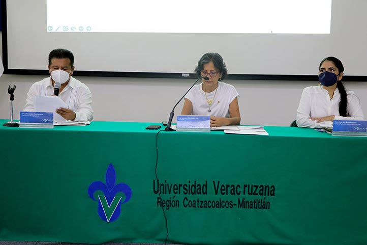 Autoridades universitarias presentaron el Plader al Consejo universitario Regional