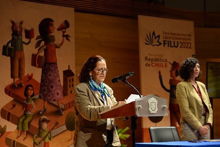 Elena Rustrián, secretaria Académica de la UV, clausuró las actividades del Foro Académico