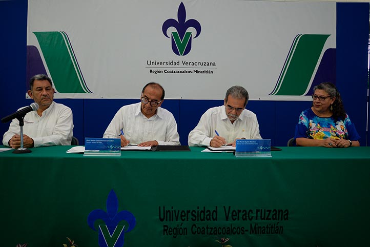 La firma del documento estuvo a cargo de Martín Aguilar y Héctor Leonel Amezcua