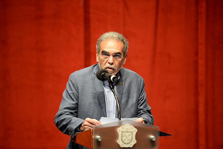 Martín Aguilar Sánchez, rector de la UV, inauguró el 10° Festival Folklórico “Miguel Vélez Arceo”