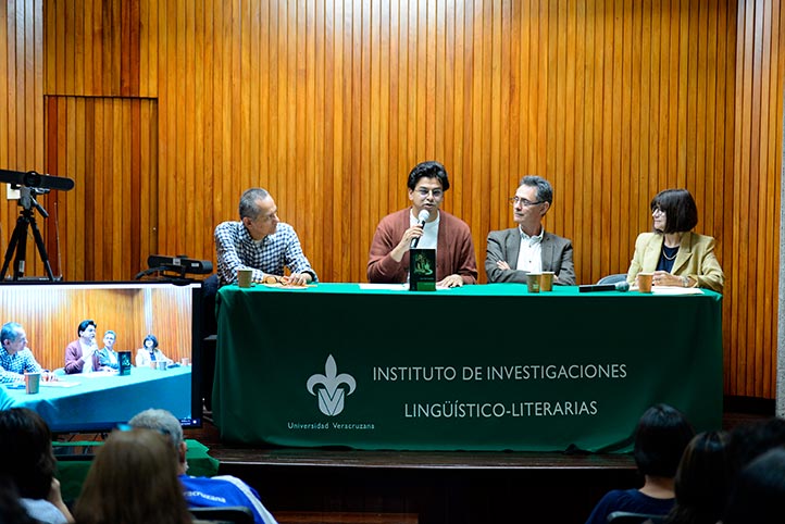 La Editorial UV presentó las obras Traducción y literatura: fecundo diálogo y Los derrotados, de Pablo Montoya