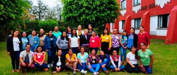Profesores de educación preescolar, primaria y secundaria de Veracruz, Yucatán, Ciudad de México e Hidalgo, formaron parte del Primer Encuentro Nacional de Docentes del Proyecto CARE México