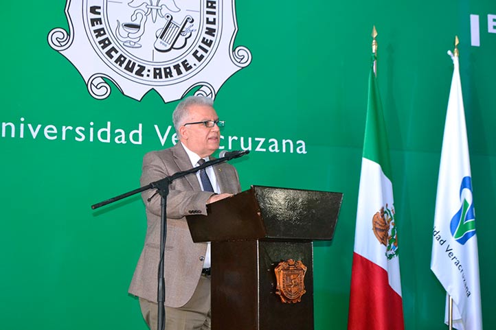 El vicerrector Rubén Edel Navarro rindió su Primer Informe de Labores