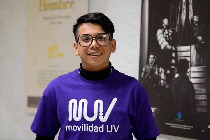 Gerardo Iván Losa Rosales, originario de Coahuila, realiza movilidad en la Facultad de Teatro UV