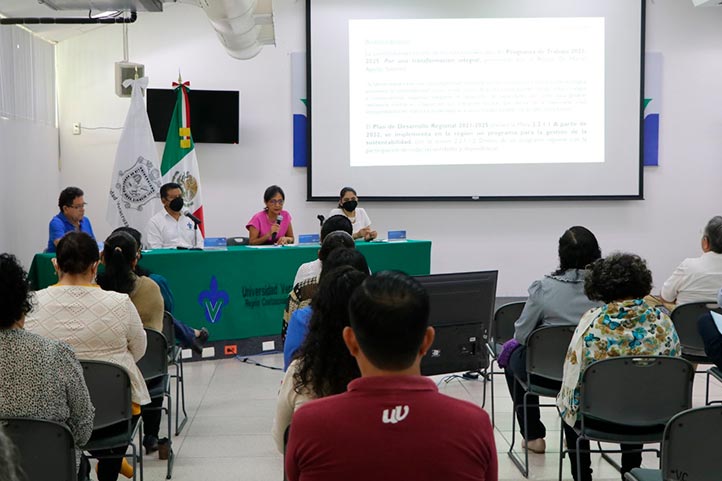 Sesión ordinaria del Consejo Universitario Regional de la UV en Coatzacoalcos-Minatitlán