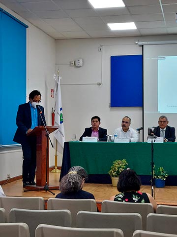 Pedro Martínez Olivares durante la presentación del plan de estudios actual