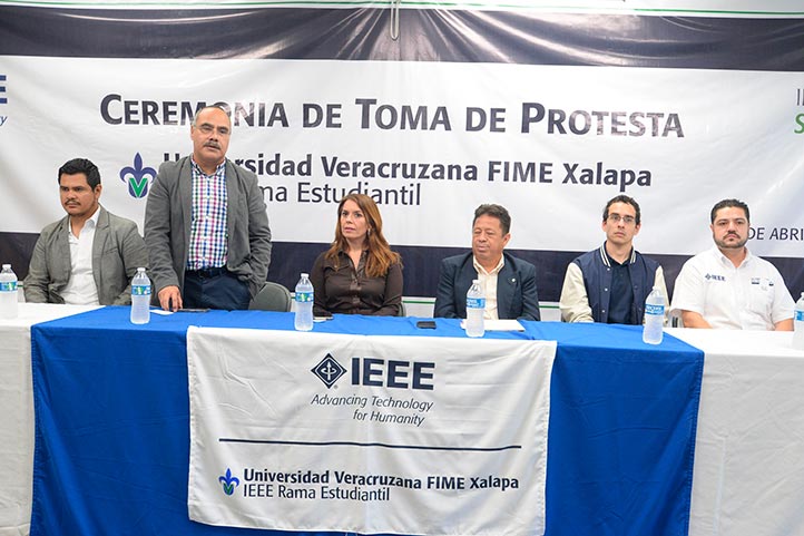 Vázquez Honorato afirmó que el IEEE permitirá a los estudiantes relacionarse y potenciar su formación profesional