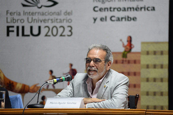 El rector Martín Aguilar Sánchez dijo que la revista invita a repensar los movimientos sociales