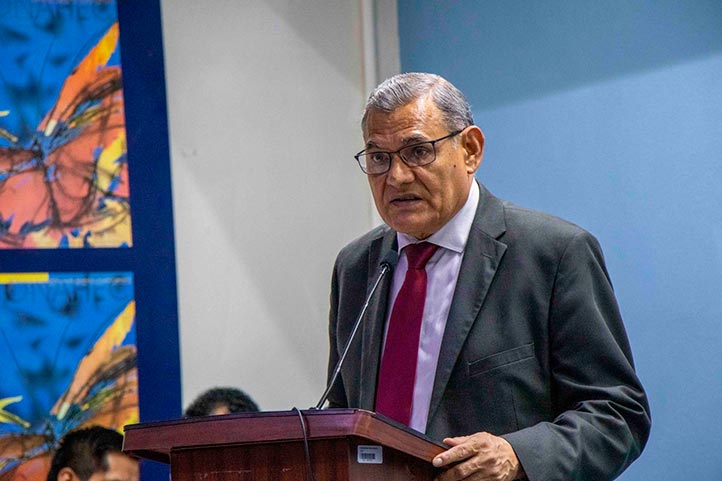 El Secretario Académico de la UV, Juan Ortiz Escamilla, inauguró el Seminario Internacional “Hans Kelsen”