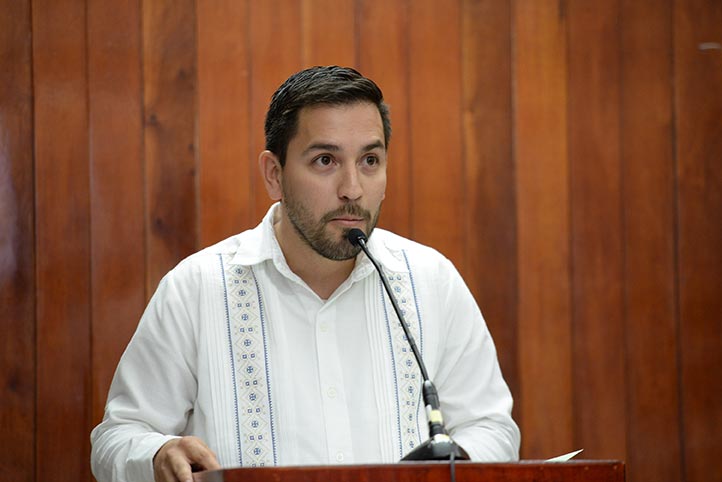 Sergio Federico Toledo Barrios, secretario regional de Administración y Finanzas