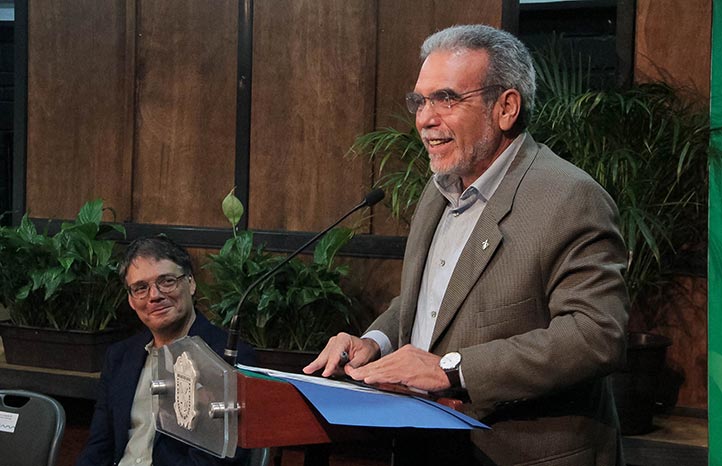 El rector Martín Aguilar anunció que el proyecto se realizará de manera conjunto con el gobierno del estado