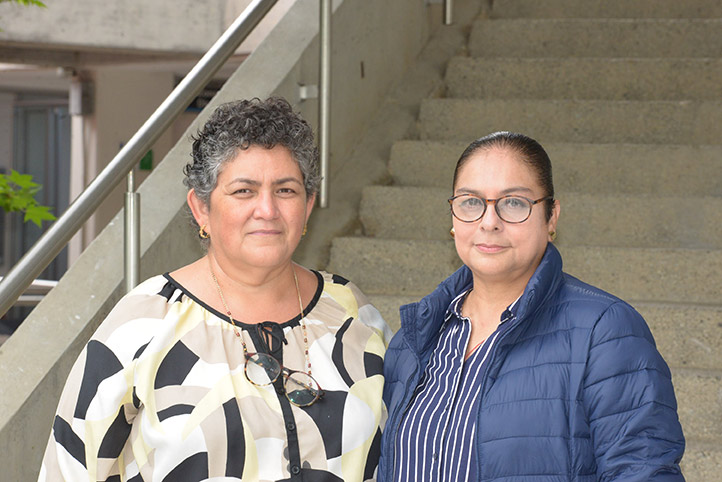 María Cristina Ortiz León, directora de la investigación, y Margarita Navarro Rocha, estudiante de Maestría en Salud Pública