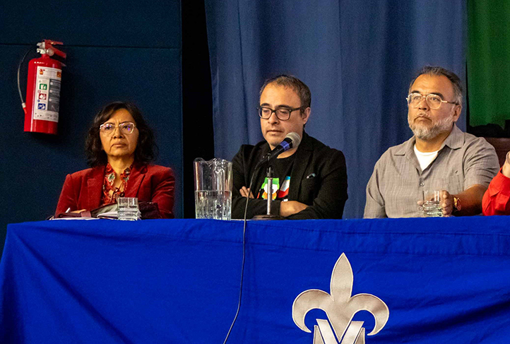 Julieta Arcos Chigo, Jorge Alberto Rivero Mora y Jorge Rodríguez Molina en el conversatorio “¿Cómo historiar la cultura popular?” 