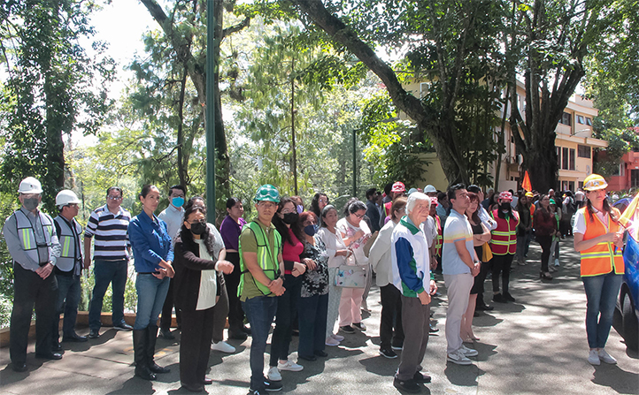 El desalojo y desplazamiento hacia puntos de reunión se realizó en dos minutos con 40 segundos 