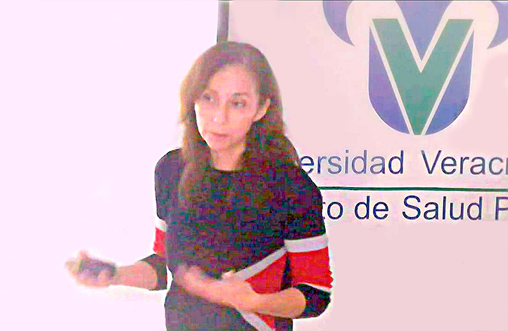 Daniela Munro Rojas, del Instituto de Salud Pública UV 