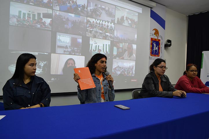 Participantes hicieron un llamado a conocer el “Protocolo para atender la violencia de género en la UV” 