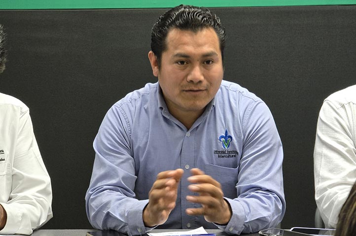 Malaquías Sánchez Rosales, coordinador de la UV-Intercultural sede Grandes Montañas 