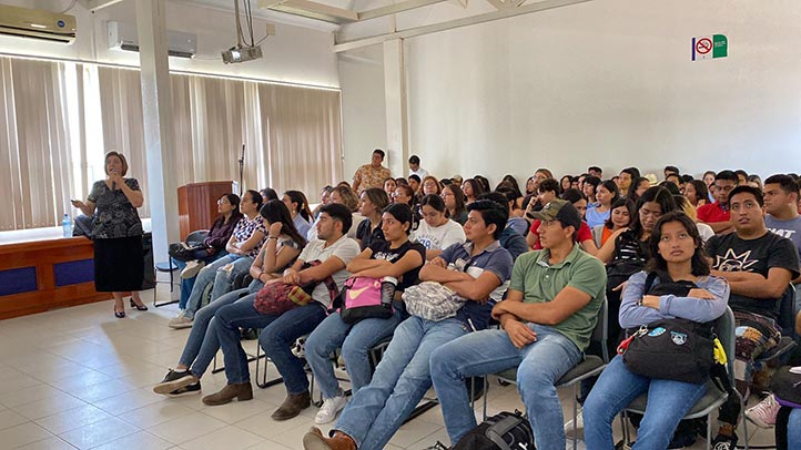 Violeta Pardío Sedas ofreció una conferencia en el marco de los Seminarios Institucionales, organizados por la FCBA Tuxpan
