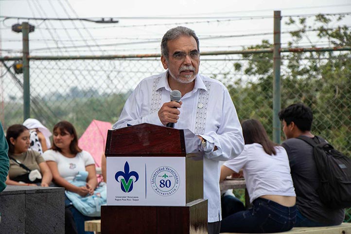 El rector de la UV, Martín Aguilar, reiteró que con el nuevo comedor se impulsa una alimentación saludable y accesible para la comunidad