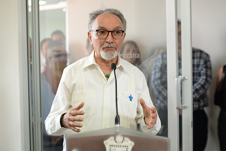 Edgar González agradeció a los directores generales de las áreas académicas sus aportaciones para hacer posible la construcción