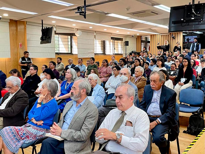 La actividad se realizó en el Auditorio “Pablo González Casanova” del Instituto de Investigaciones Sociales, en Ciudad Universitaria 