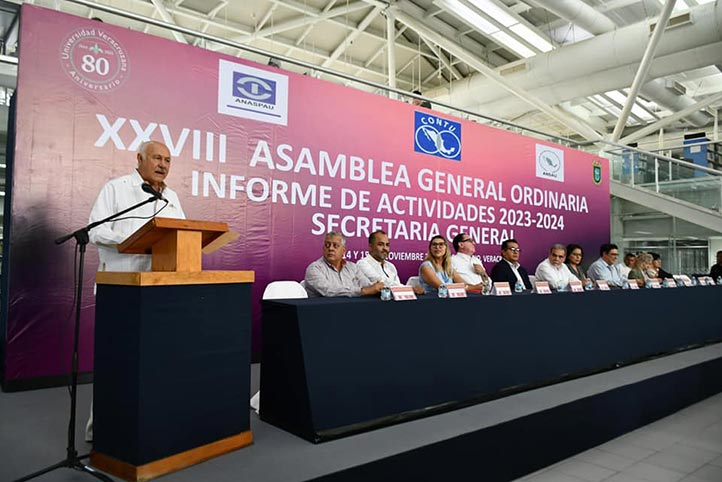 José Enrique Levet Gorozpe, secretario general de CONTU rindió su informe de actividades del periodo 2023-2024