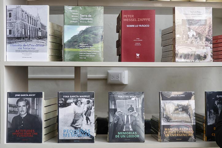 Con su apertura, la librería de la Editorial UV promueve la creatividad, la diversidad y la igualdad de acceso al conocimiento 