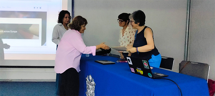 Las académicas recibieron un reconocimiento por parte de María Marcela Castañeda Mota, coordinadora del Doctorado en Investigación Psicológica en Educación Inclusiva 