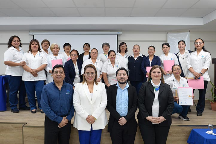 La CUSRS de la UV reconoció a su personal en el Día Internacional de la Enfermería