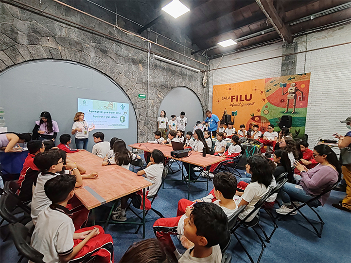 El taller se llevó a cabo en el quinto día de actividades de la FILU 2025