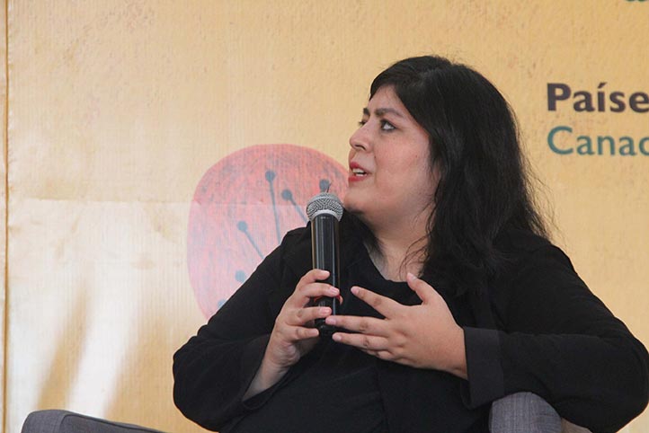 Karina Sosa presentó su novela Orfandad en la FILU 2025 