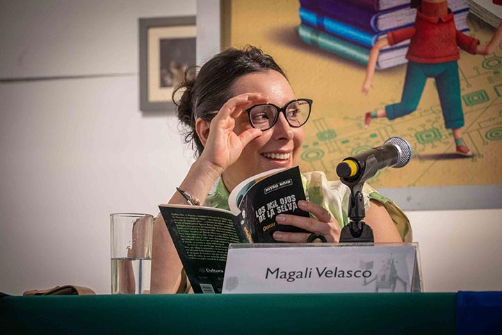 Magali Velasco dijo que en su lectura se pueden abordar las masculinidades y el ambiente natural, así como la historia 
