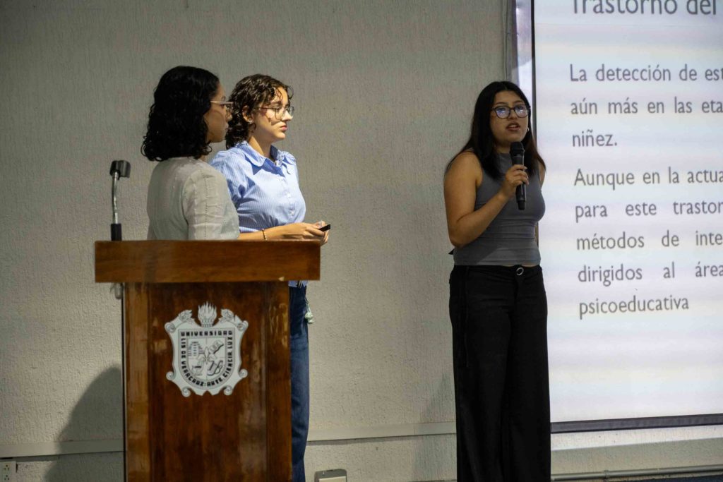 En la 4ª Jornada de Investigación en Psicología, estudiantes presentaron avances de investigaciones que tienen en desarrollo 