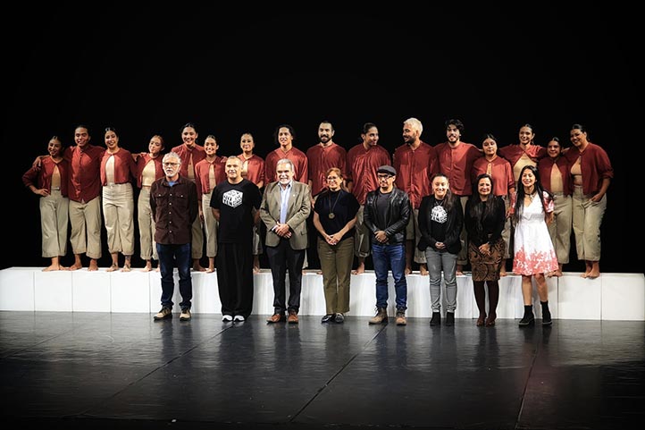 El director de la Facultad de Danza, Luis David Pérez Graillet, agradeció la presencia del rector Martín Aguilar Sánchez y demás autoridades universitarias 