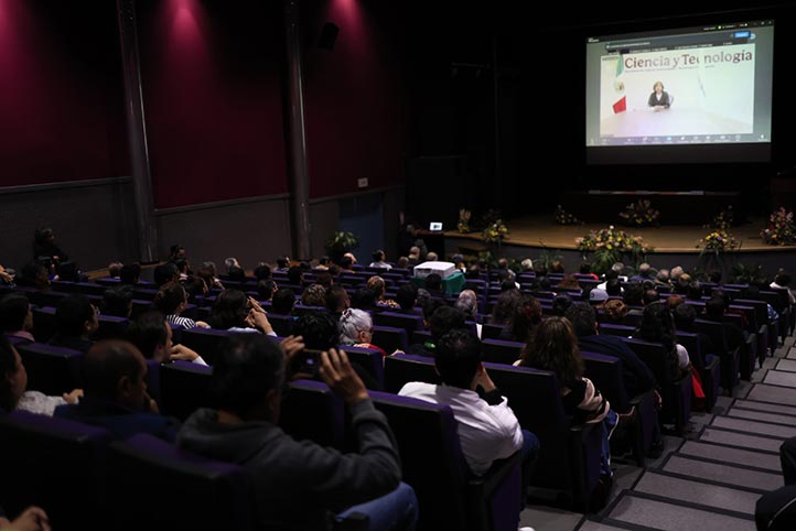 La titular de la Secihti, Rosaura Ruíz Gutiérrez, enfatizó que el trabajo conjunto desde las instituciones públicas es de vital importancia ante los nuevos desafíos ecológicos 