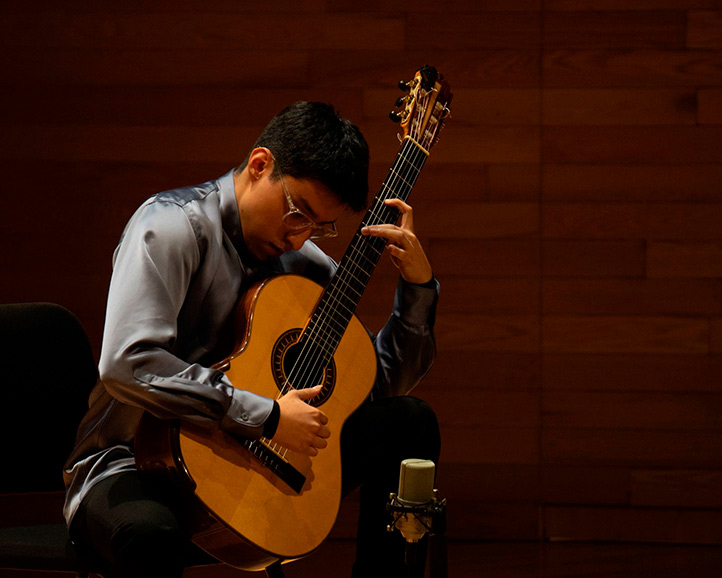 El egresado de la Facultad de Música reconoció que es un gran logro poder competir con destacados guitarristas nacionales 