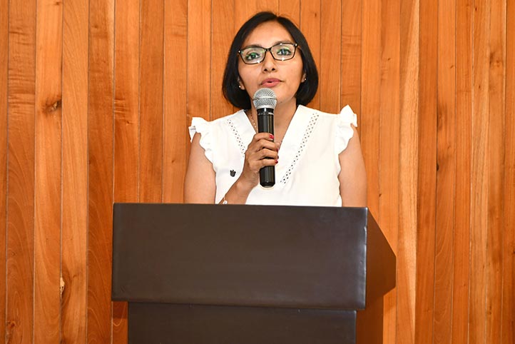 Celia Hernández Palaceto, coordinadora de la Maestría en Mediación Lectora 