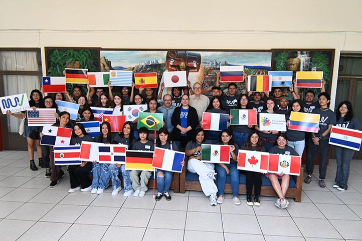 La UV, a través de la DGRI, dio la bienvenida a estudiantes de movilidad nacional e internacional para el ciclo presente 