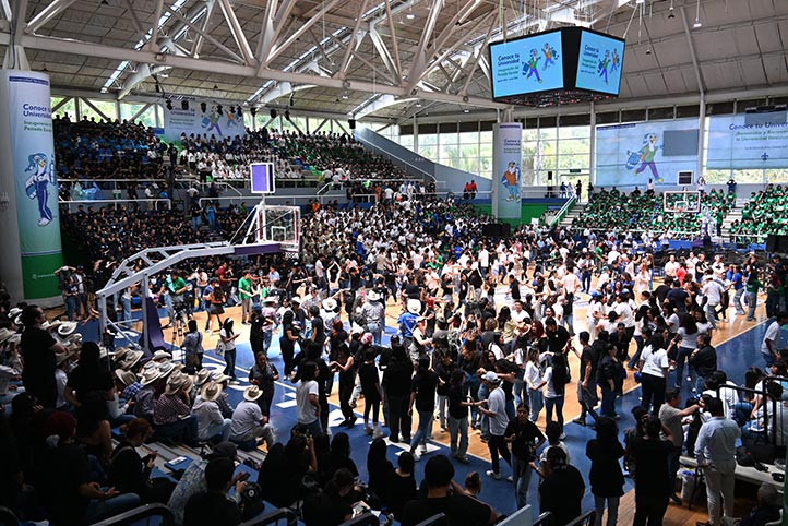 La UV recibió a sus estudiantes de nuevo ingreso dentro del periodo agosto 2025-enero 2026