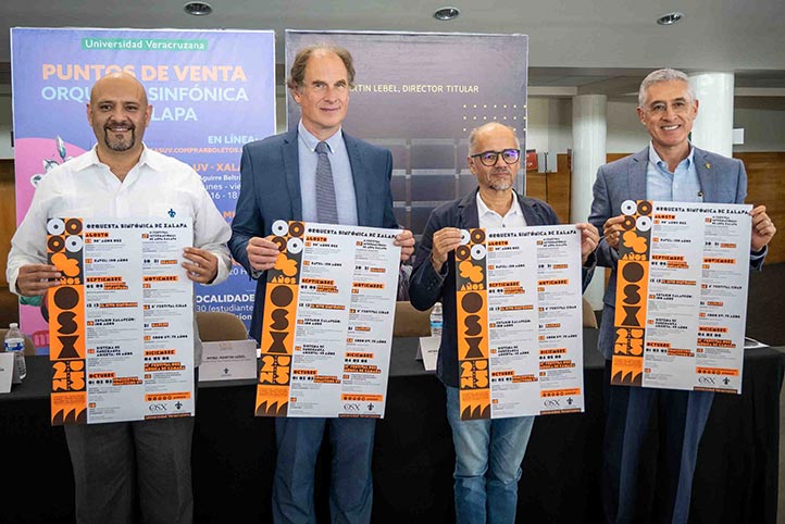 Autoridades de la UV y el director de la OSX, Martin Lebel, invitaron a la nueva temporada de conciertos 