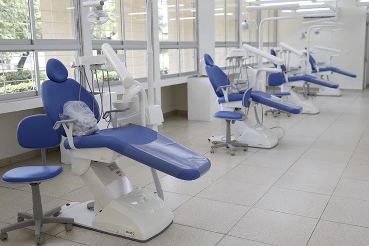 El nuevo edificio está completamente equipado e incluye un área clínica con cinco unidades eléctricas digitales 