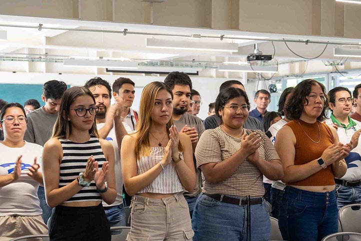 El encuentro está dirigido principalmente al estudiantado de nuevo ingreso de la Maestría en Inteligencia Artificial (MIA) 