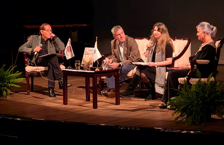 Los presentadores reconocieron la importancia histórica de la ciudad de Orizaba en diversos ámbitos culturales, sociales, educativos e industriales 