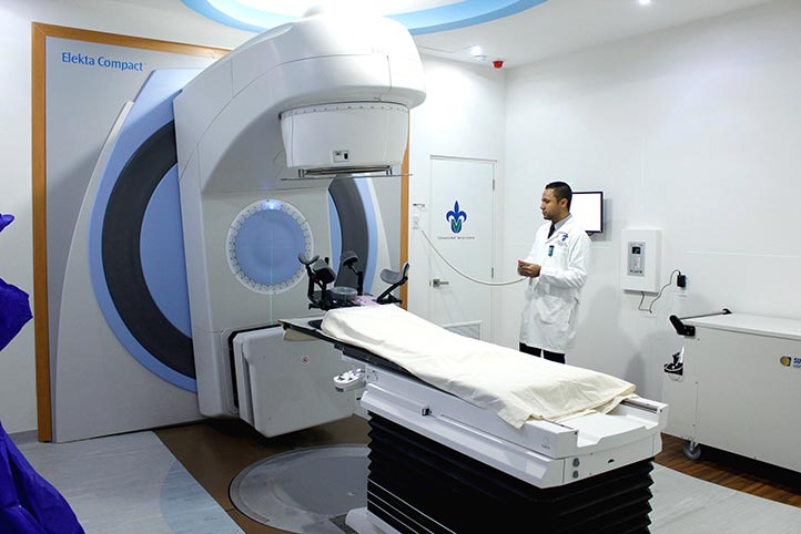 Con el acelerador lineal se suministra radiación de alta precisión 