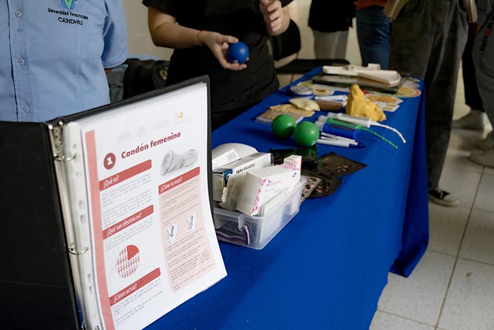 En la jornada sobre salud sexual las y los universitarios participaron en diversas dinámicas 