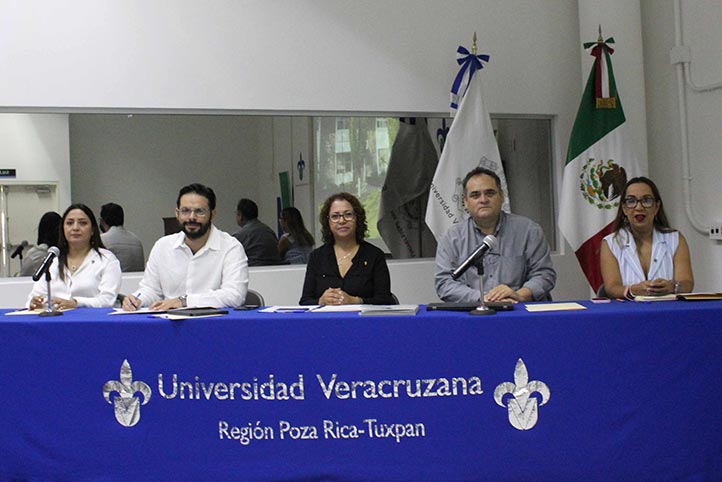 Autoridades universitarias presidieron la segunda fase del Primer Encuentro Regional de Investigación 