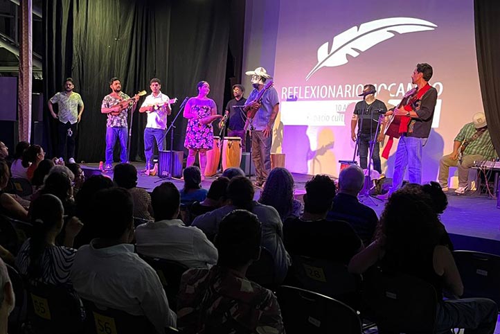 El grupo MUKARA formó parte de la conmemoración 