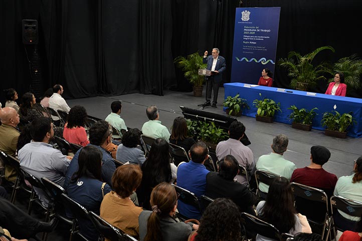 Integrantes de la comunidad UV, región Xalapa, participaron activamente en los Diálogos para una transformación integral hacia la excelencia