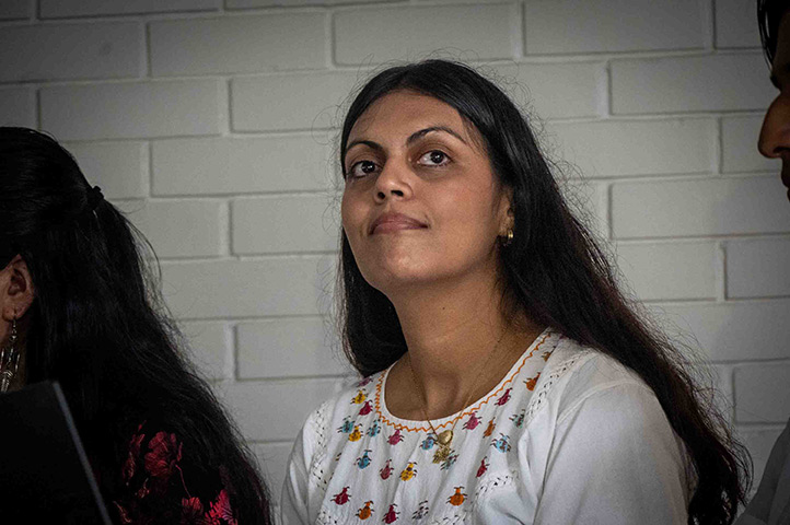 Perla Andrade compartió resultados de su trabajo sobre la lectura de la baraja española en Sebastián Lerdo de Tejada 